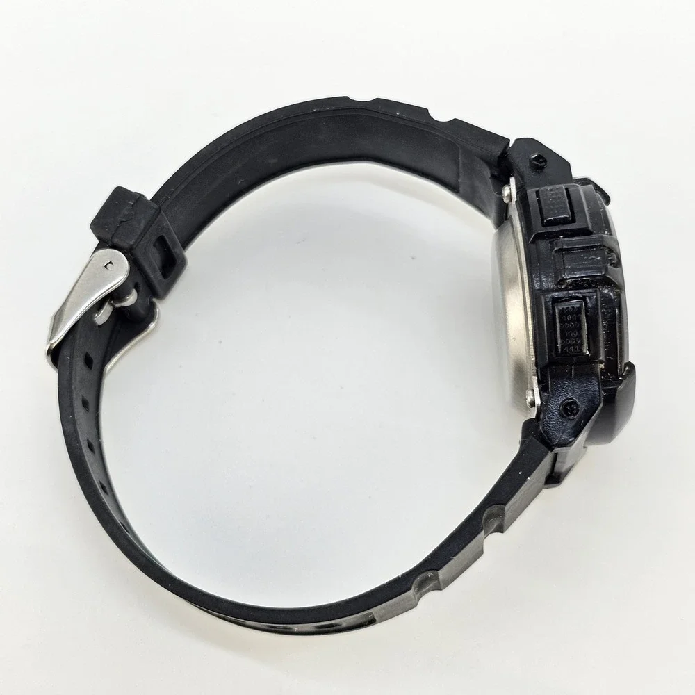 Women's Digital Sports Watch 38MM Black Plastic Bands Light NEW Battery